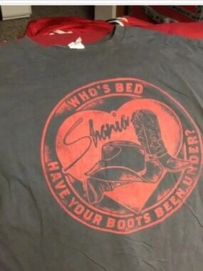 Ladies Shania Twain tshirt